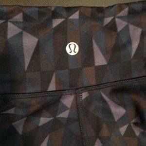 Lululemon pants size 4